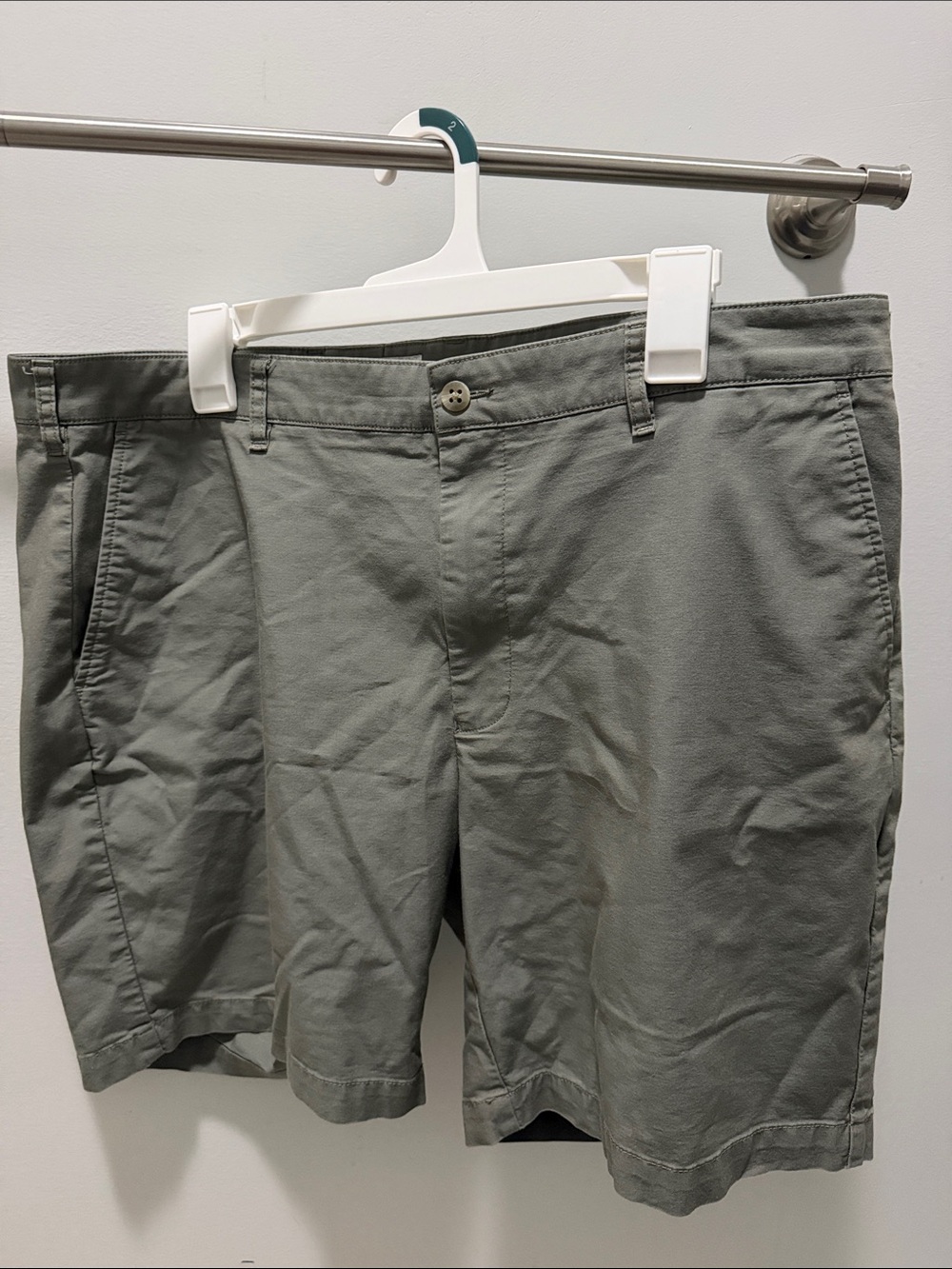 Peter Millar Olive Green Flat-Front Chino Shorts